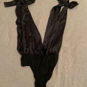 V neck black body suit